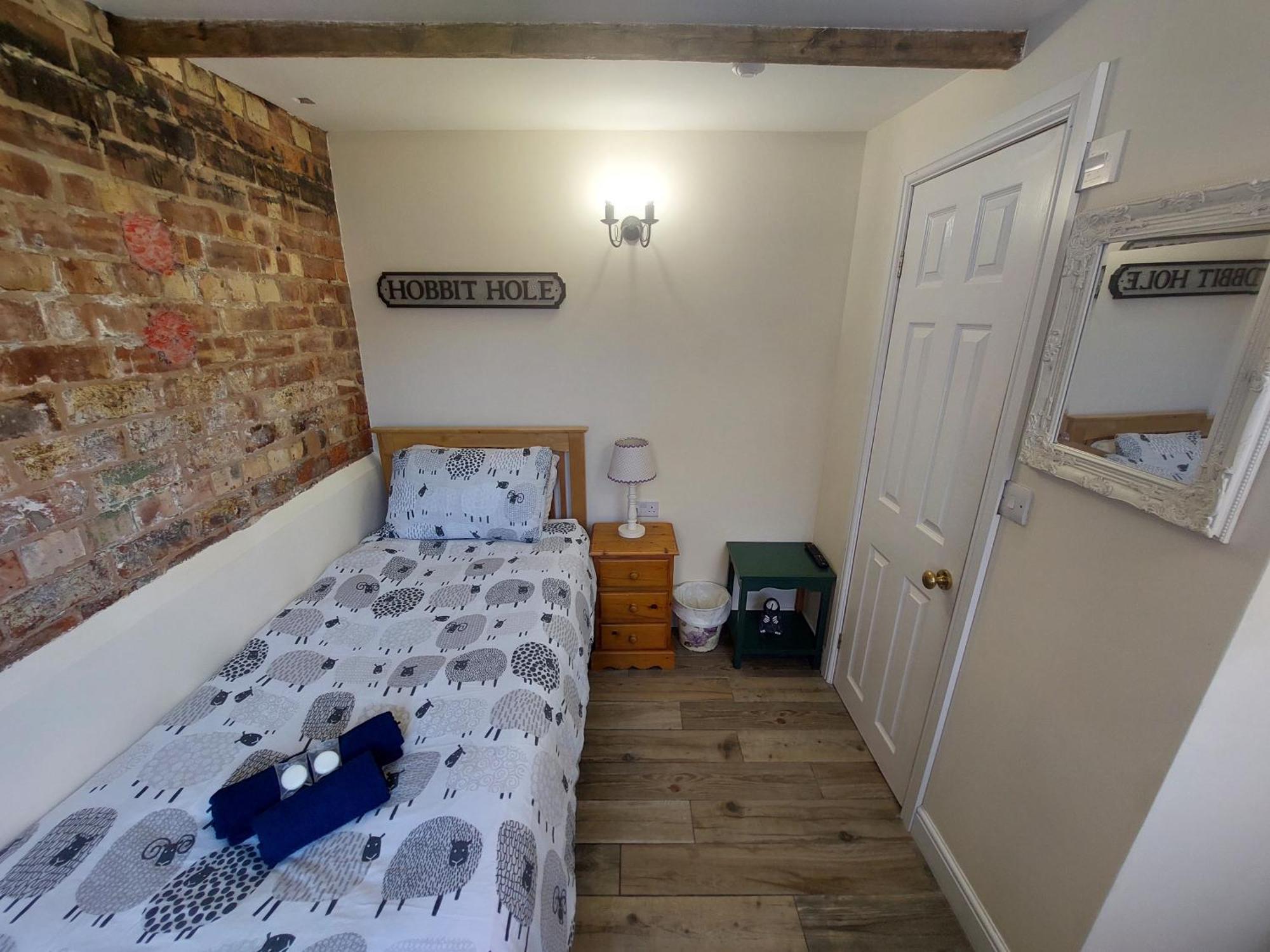 Salisbury Guest House - Free Parking York Esterno foto